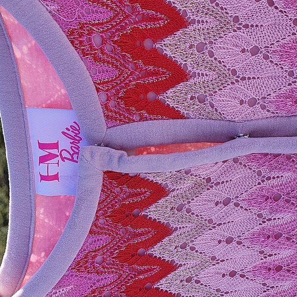 "Cotton Candy Colours" HILARY MACMILLAN Barbie Cardigan - Picture 2 of 4